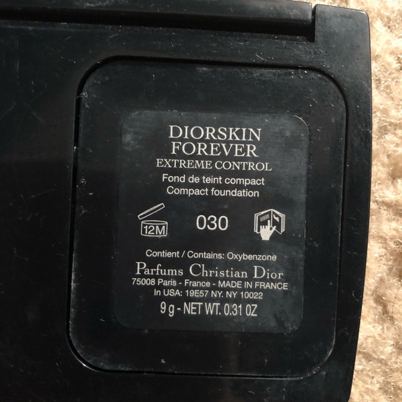 DIOR FOREVER EXTREME CONTROL FACE POWDERS ! - Picture 3 of 7